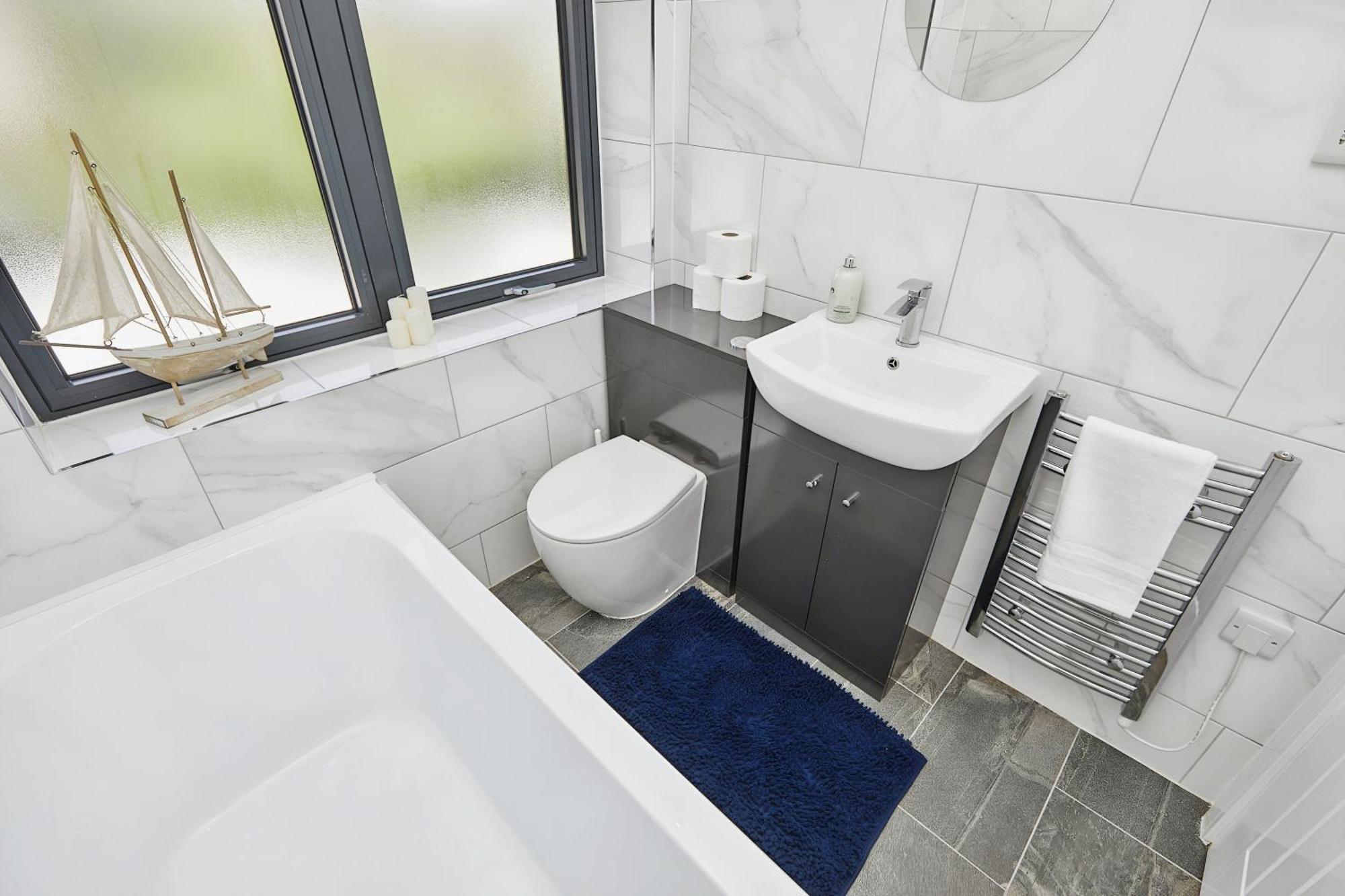 Modern Home In Derby City Centre - Free Gated Parking Exterior foto